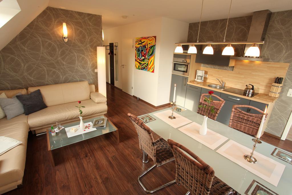 オストゼーバート・ディアーハーゲン Haus Amo Solemアパートホテル 部屋 写真
